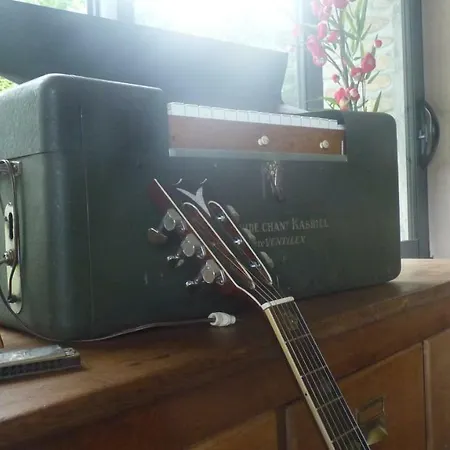 La Maison Des Musiciens Oda ve Kahvaltı Digosville